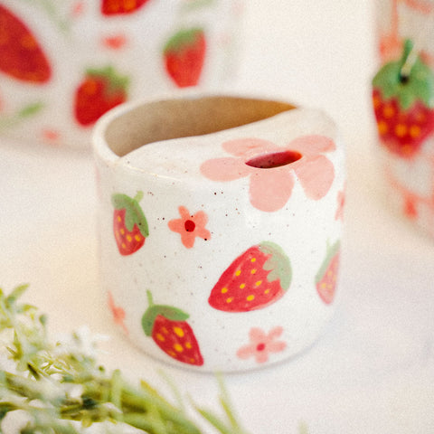 April | Berry Picnic Tumbler